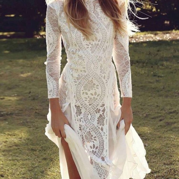 BEACH WEDDING DRESS, Boho Wedding Dress, Elegant White Lace Dress - Picture 5 of 13